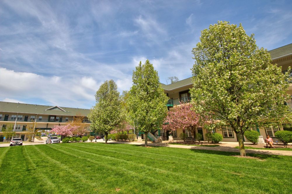 Scholar's Quad IDS Housing Guide Bloomington, IN